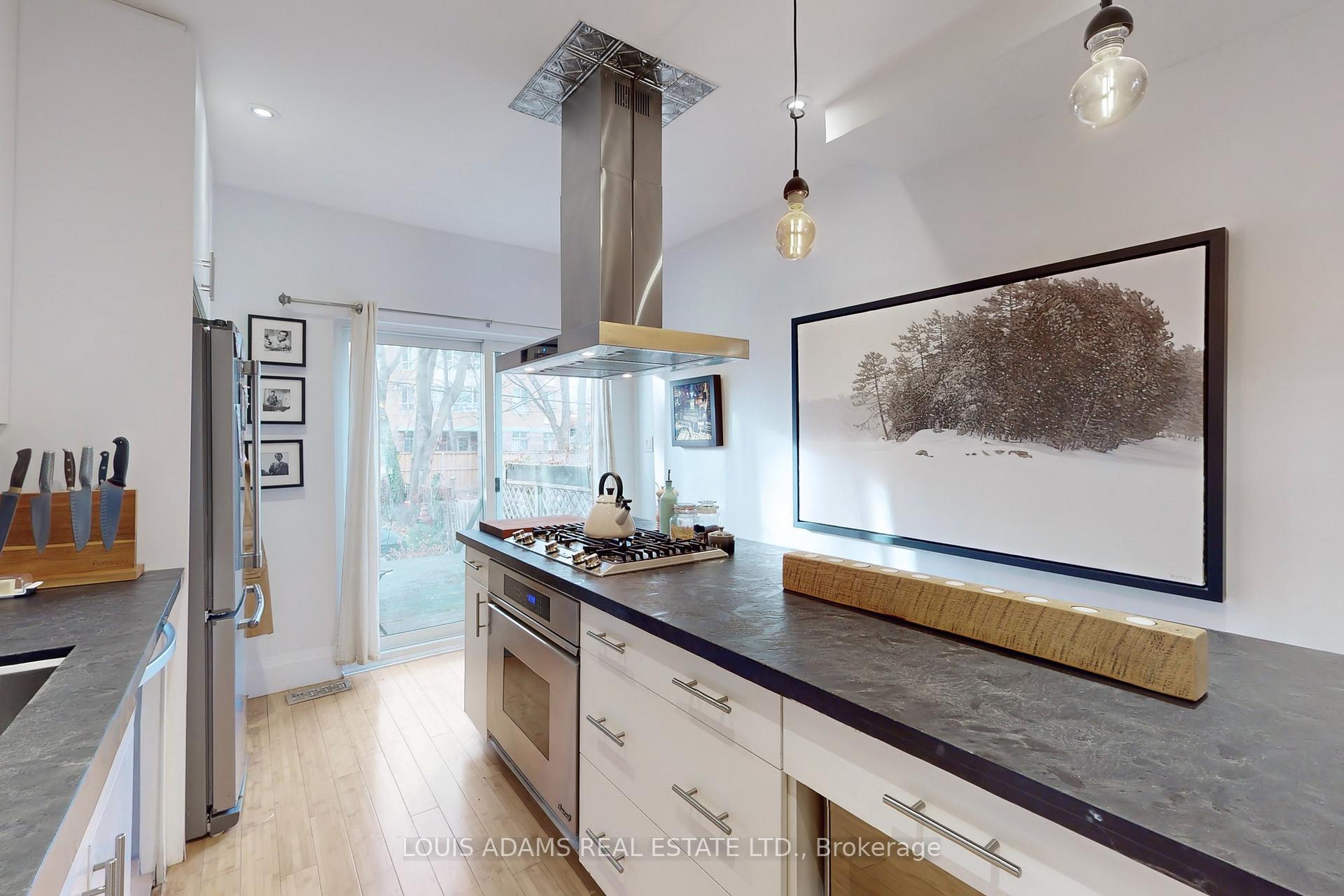 Photo 15 of 16 Winnifred Avenue, Toronto, South Riverdale — HOMEH