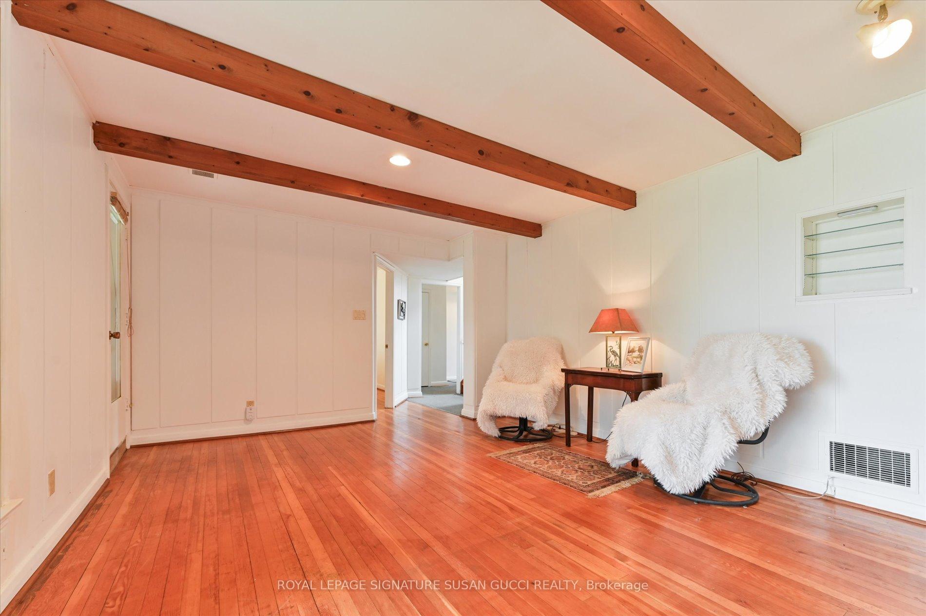 Photo 18 of 53 Florens Avenue, Scarborough, Clairlea-Birchmount — HOMEH