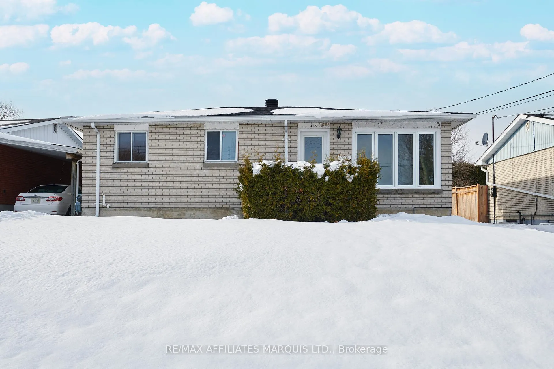Photo 1 of 418 Dominion Street, North Glengarry, Alexandria — HOMEH