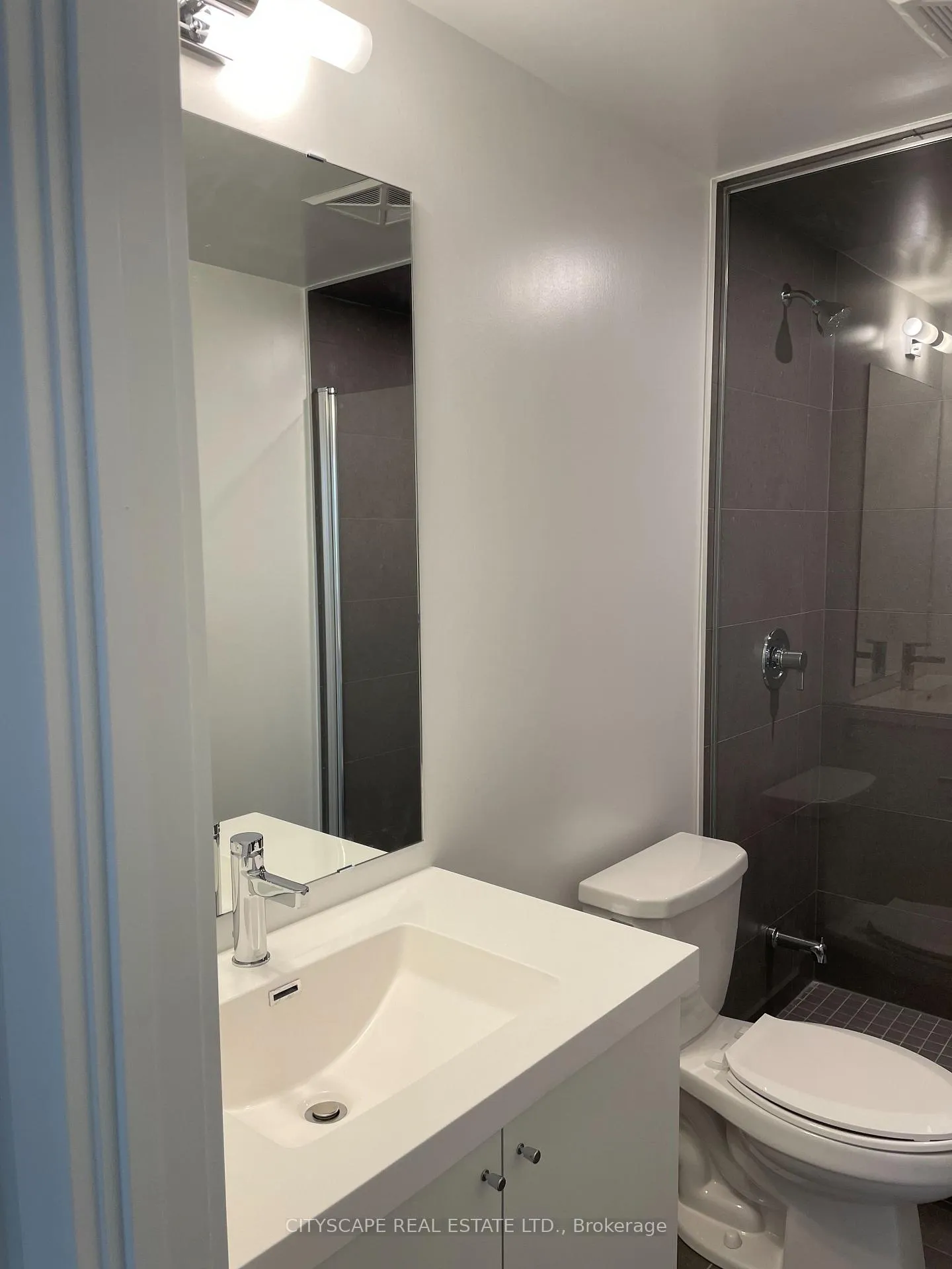Photo 4 of Unit 1733, 2425 Simcoe Street N, Oshawa, Windfields — HOMEH