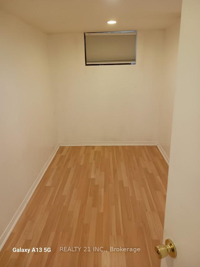 Photo 4 of Unit (Basement), 30 Rupert Street, Scarborough, Clairlea-Birchmount — HOMEH