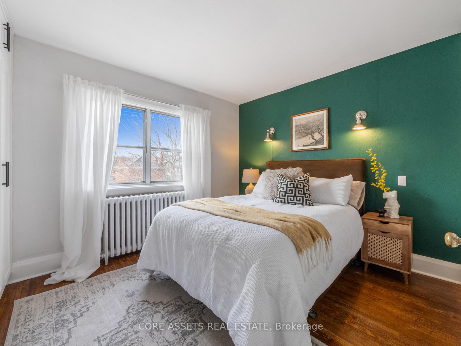 Photo 13 of 359 Northcliffe Boulevard, Toronto, Oakwood Village — HOMEH