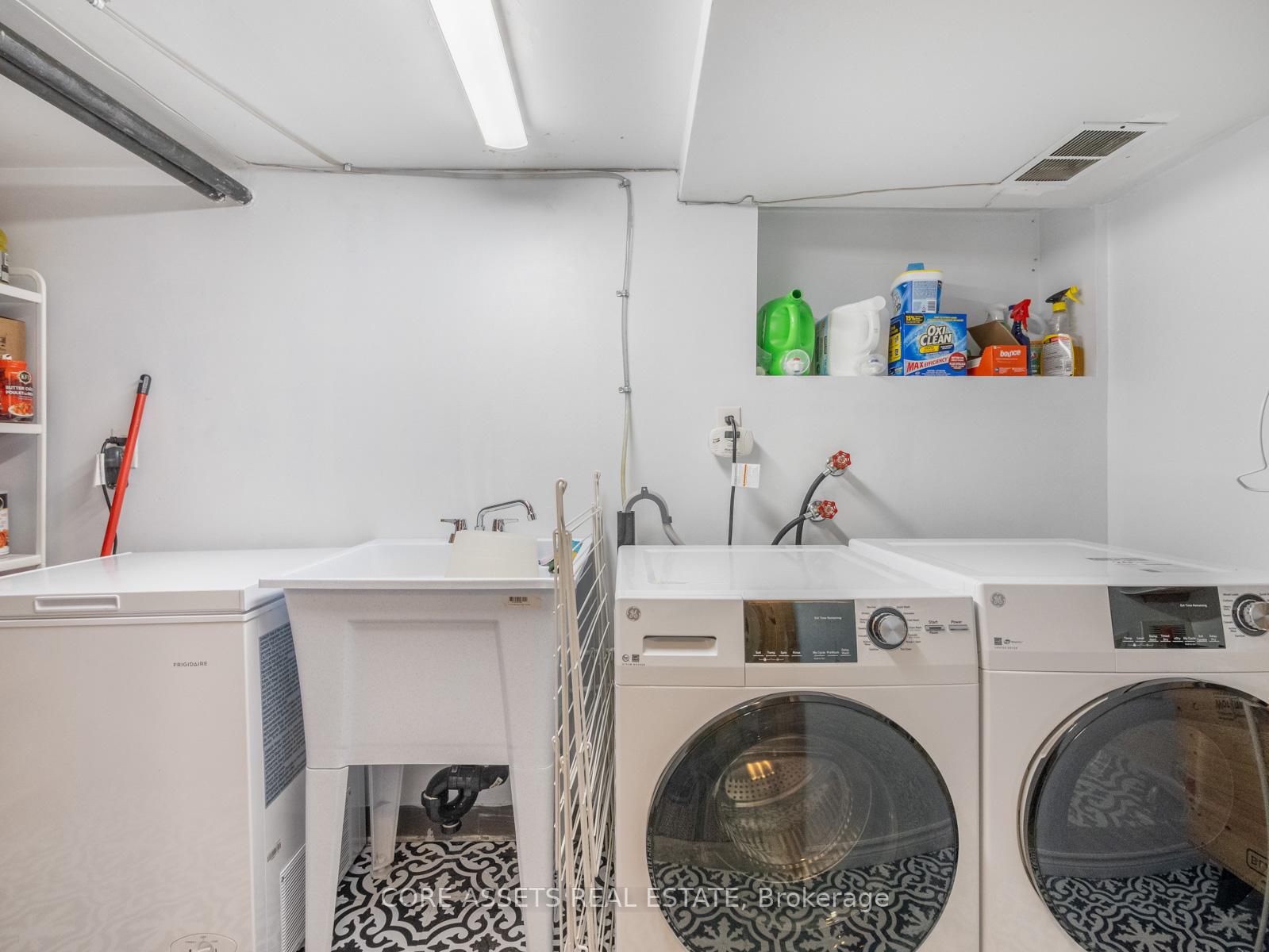 Photo 25 of 359 Northcliffe Boulevard, Toronto, Oakwood Village — HOMEH
