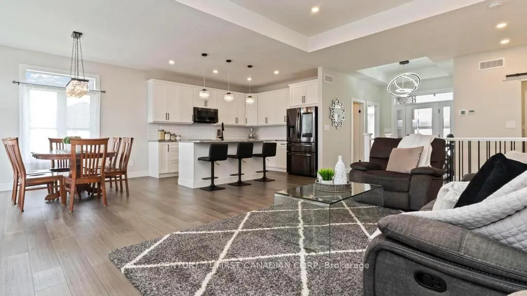 Photo 8 of 27 Elliot Street, Strathroy-Caradoc, SE — HOMEH