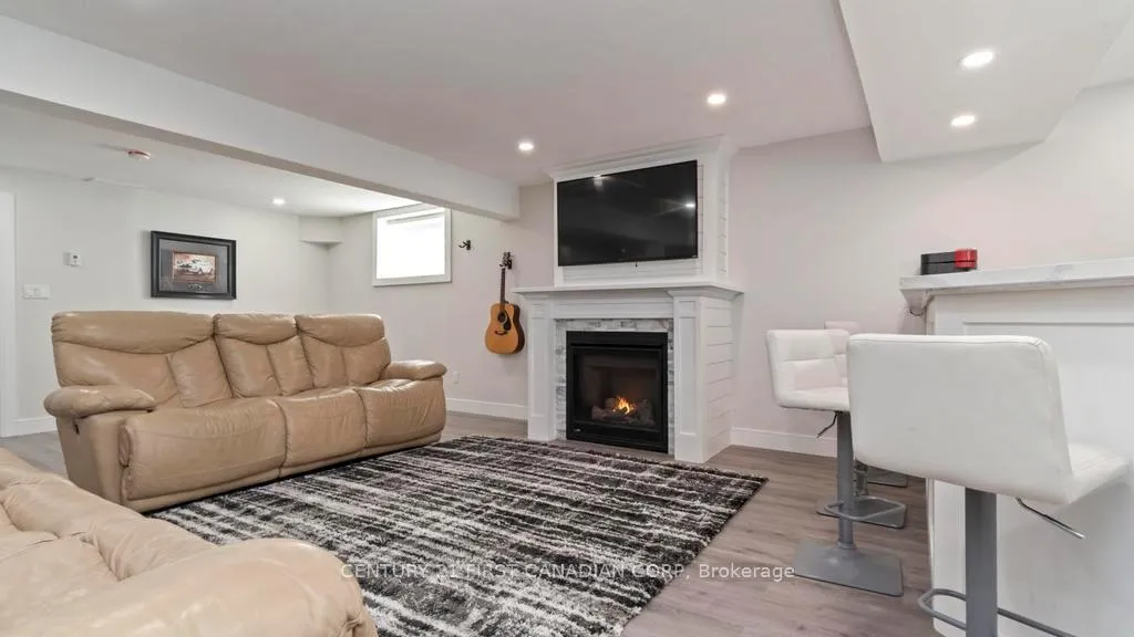 Photo 23 of 27 Elliot Street, Strathroy-Caradoc, SE — HOMEH