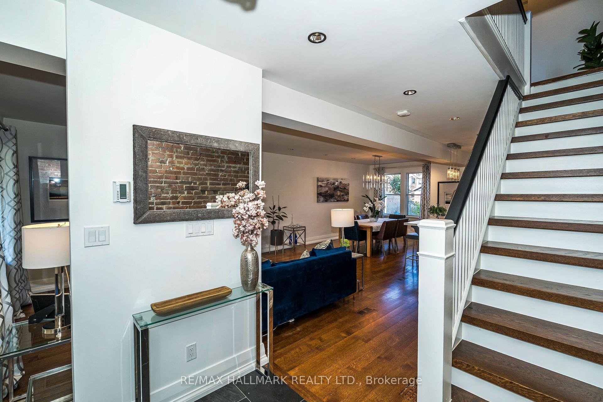 Photo 3 of 104 Monarch Park Avenue, Toronto, Greenwood-Coxwell — HOMEH