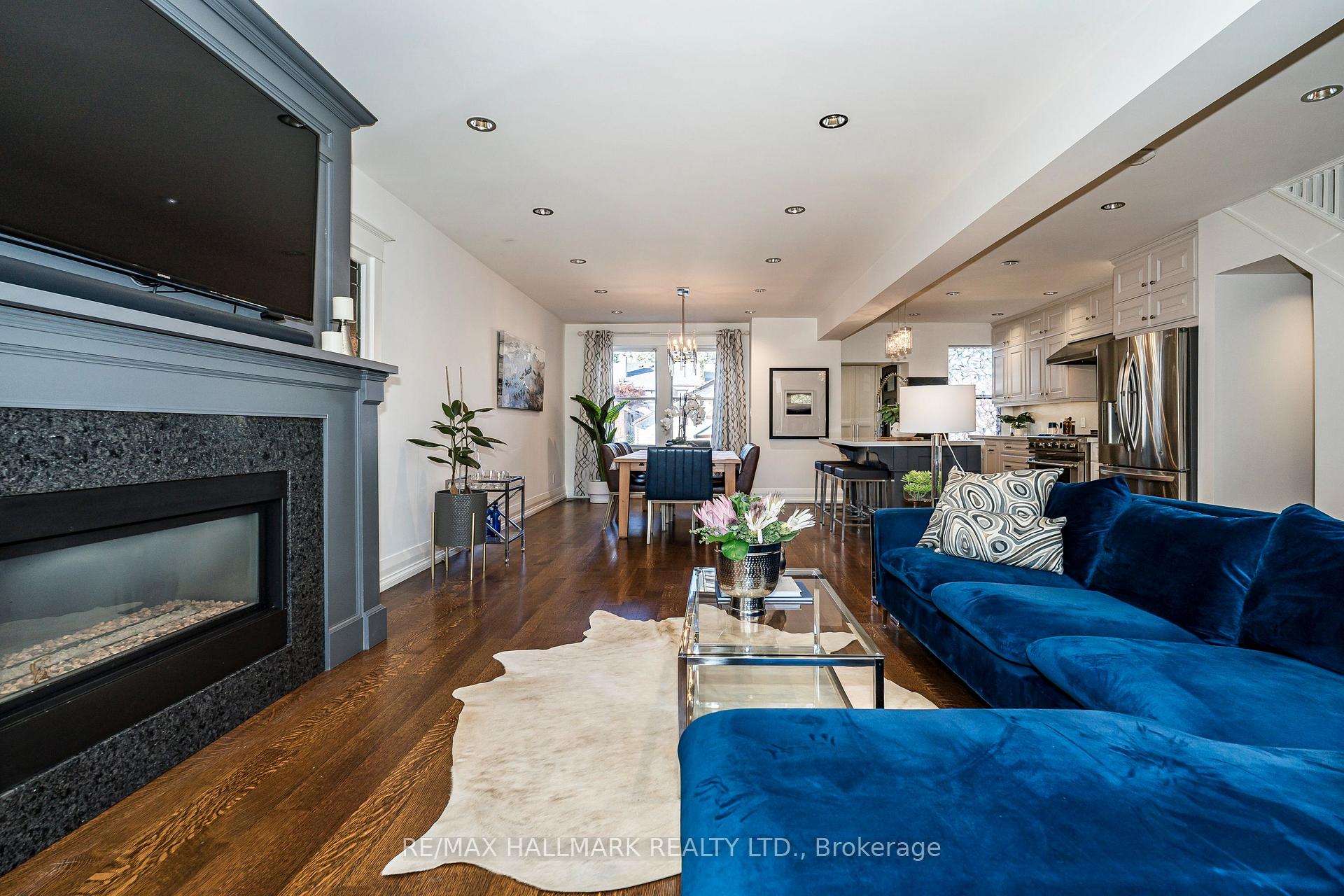 Photo 7 of 104 Monarch Park Avenue, Toronto, Greenwood-Coxwell — HOMEH