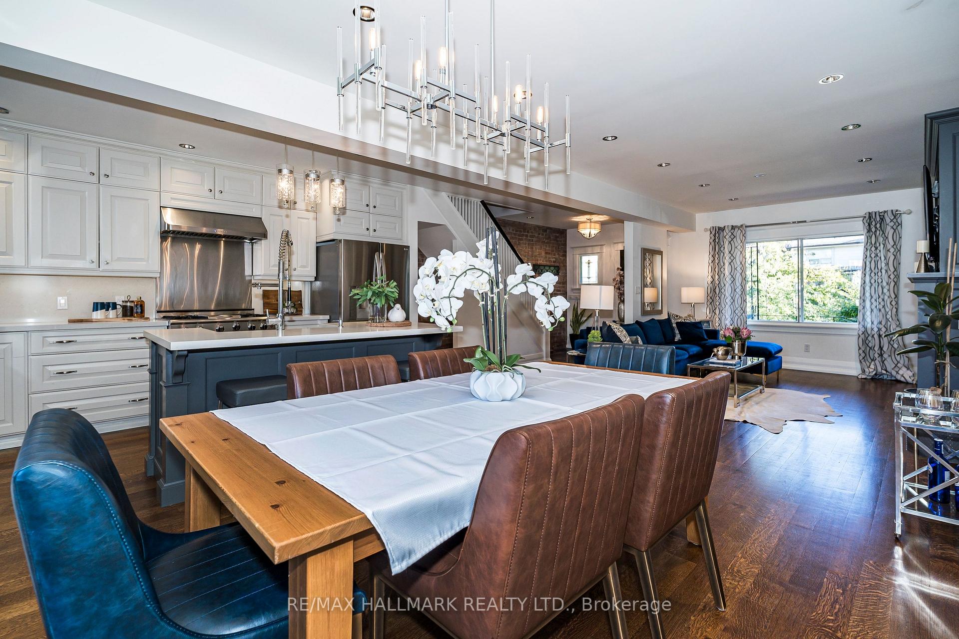 Photo 12 of 104 Monarch Park Avenue, Toronto, Greenwood-Coxwell — HOMEH
