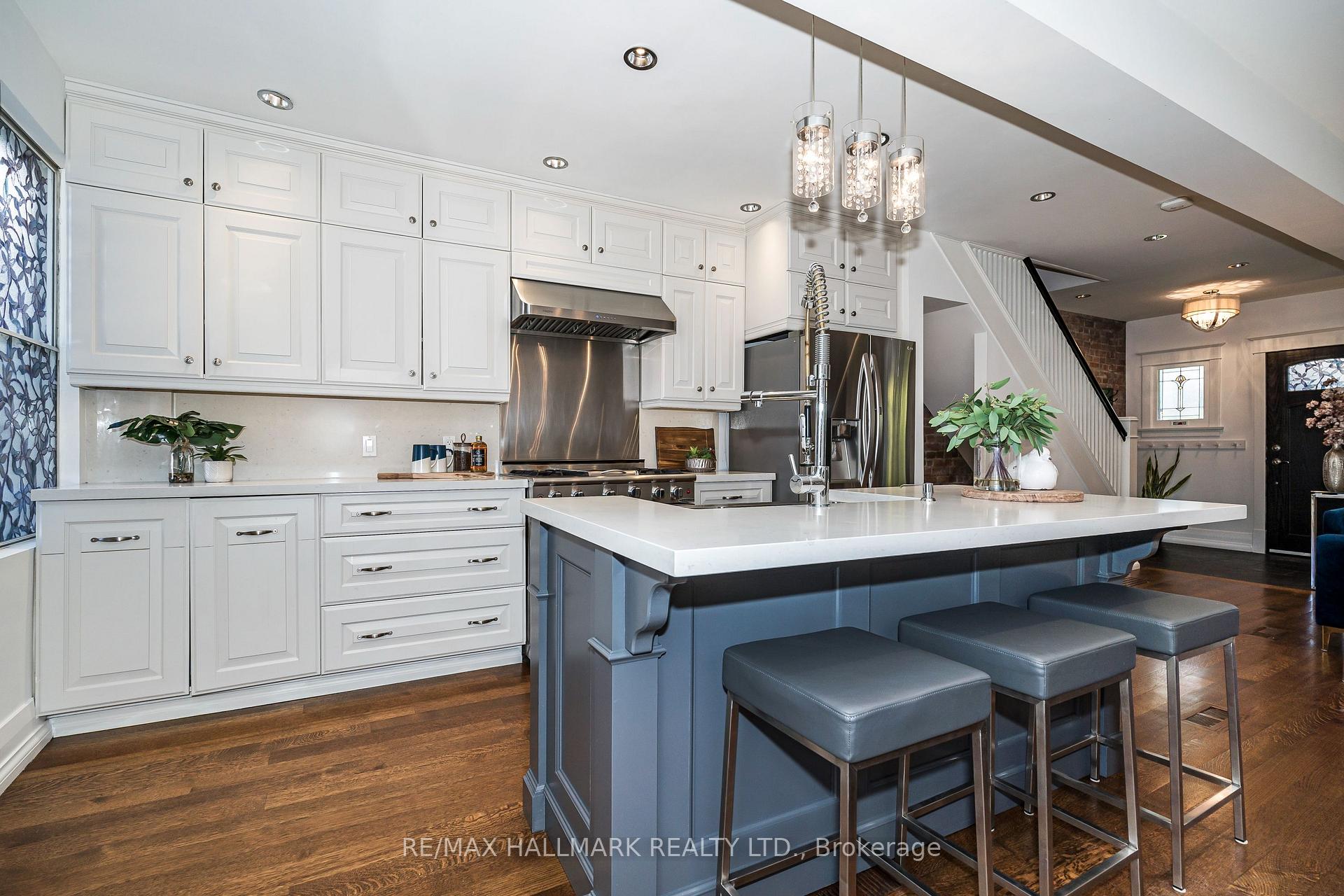 Photo 16 of 104 Monarch Park Avenue, Toronto, Greenwood-Coxwell — HOMEH