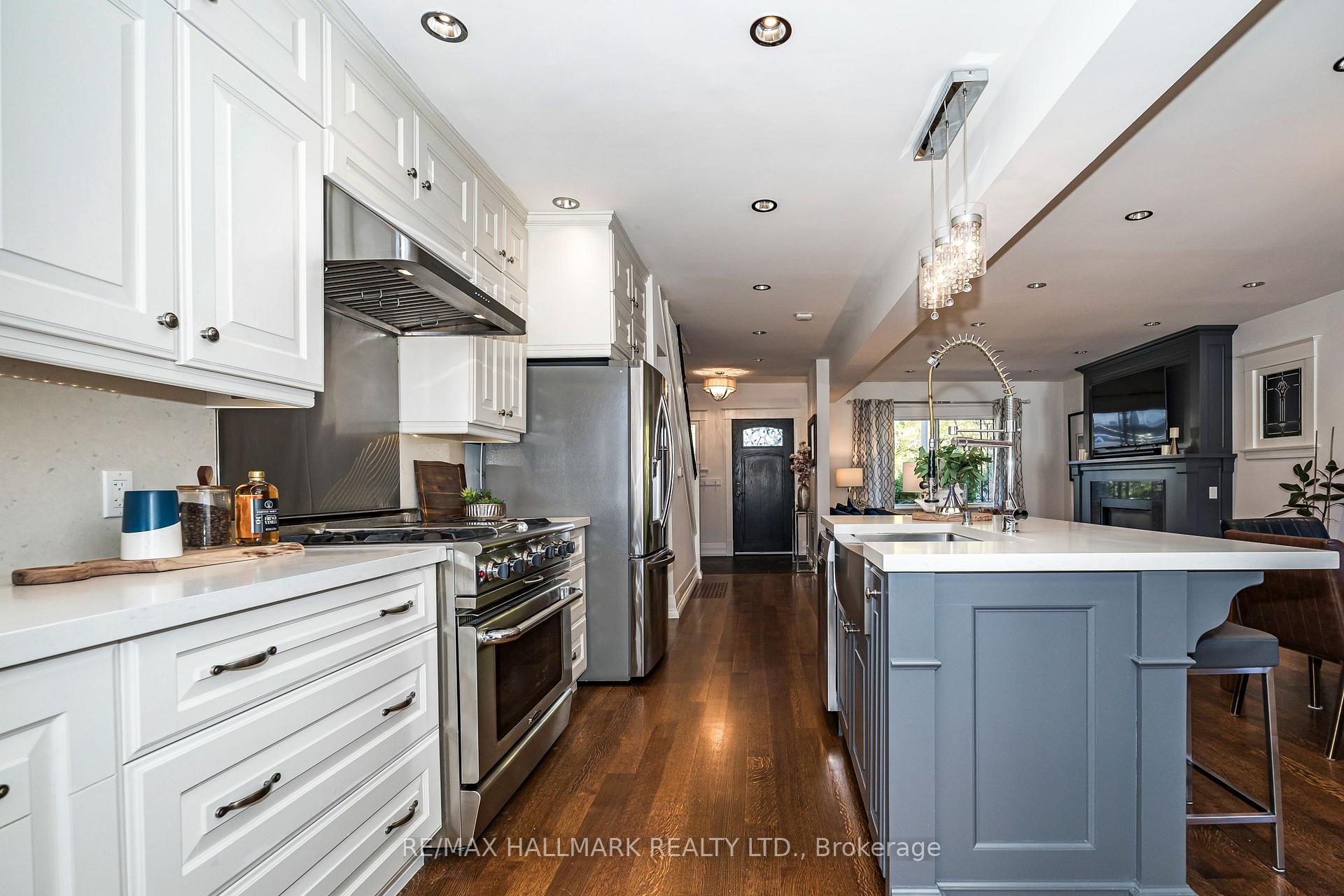 Photo 17 of 104 Monarch Park Avenue, Toronto, Greenwood-Coxwell — HOMEH