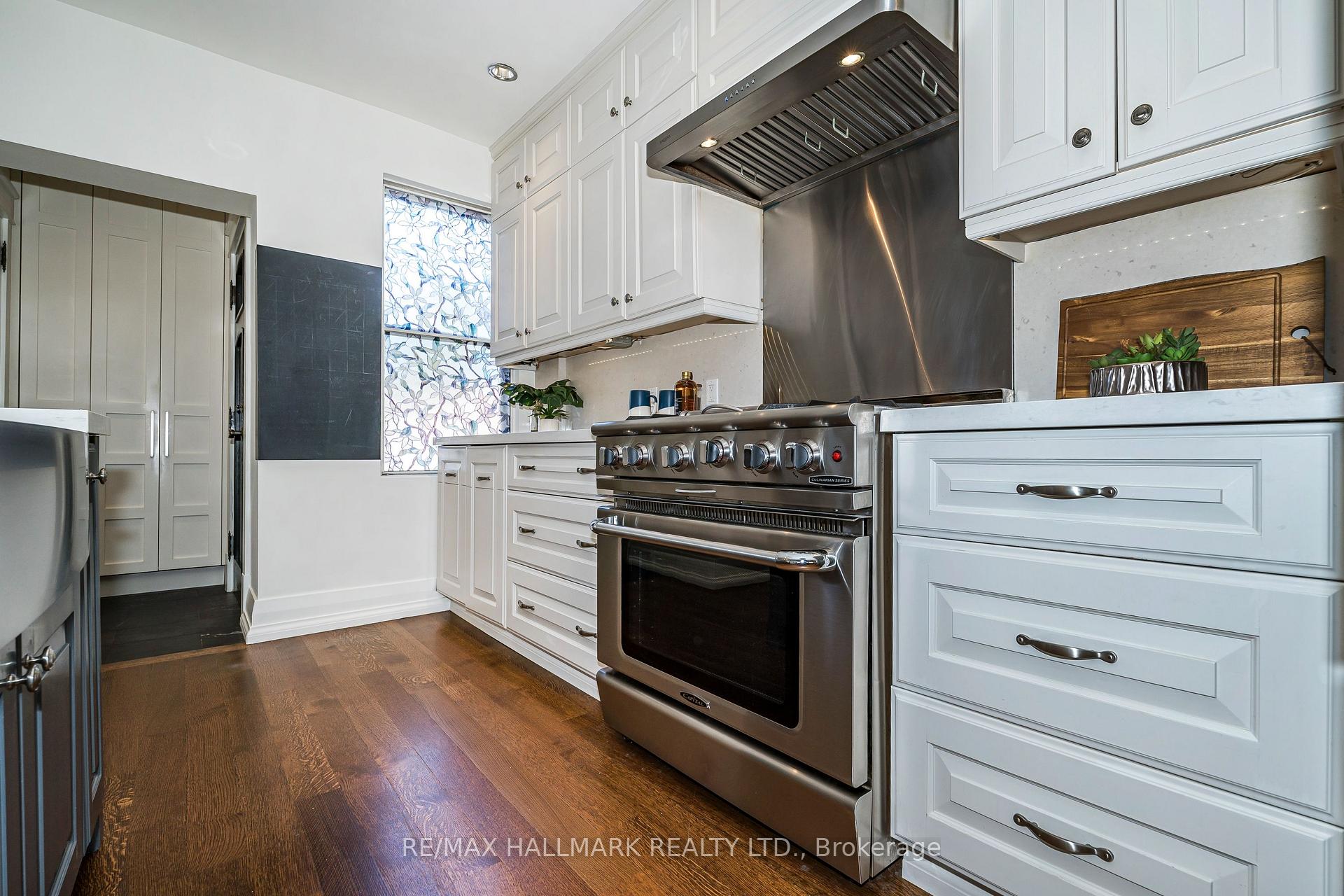 Photo 19 of 104 Monarch Park Avenue, Toronto, Greenwood-Coxwell — HOMEH