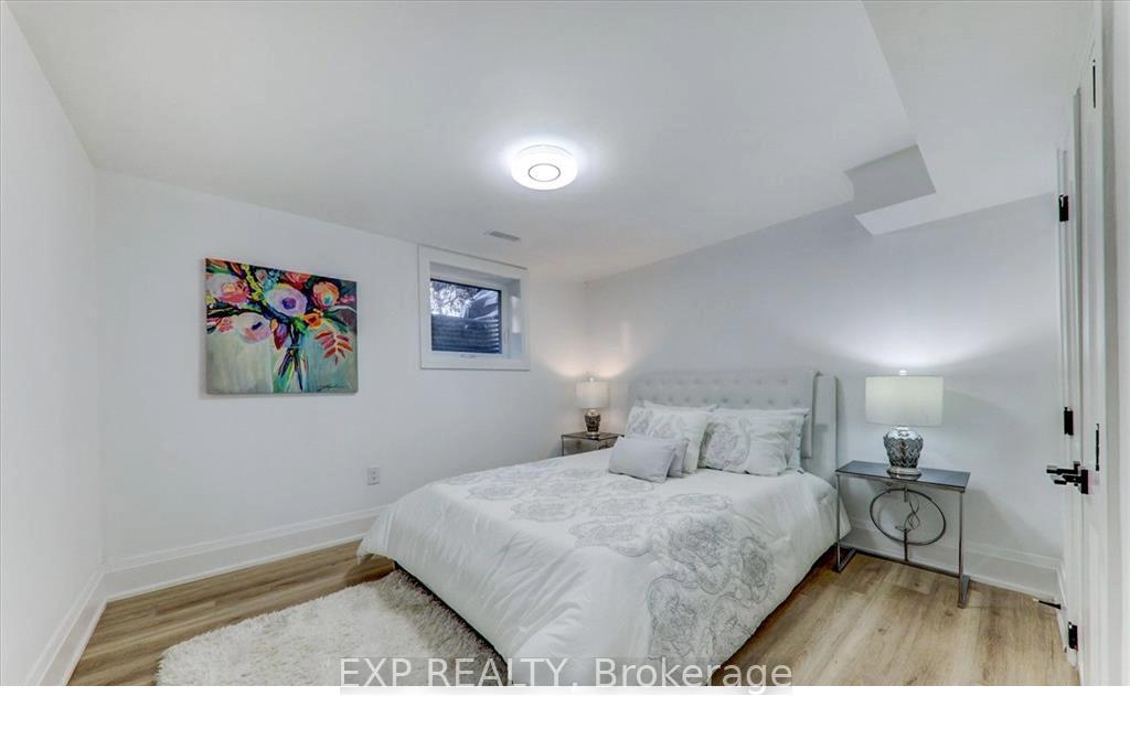 Photo 2 of 44 Tower Drive, Scarborough, Wexford-Maryvale — HOMEH