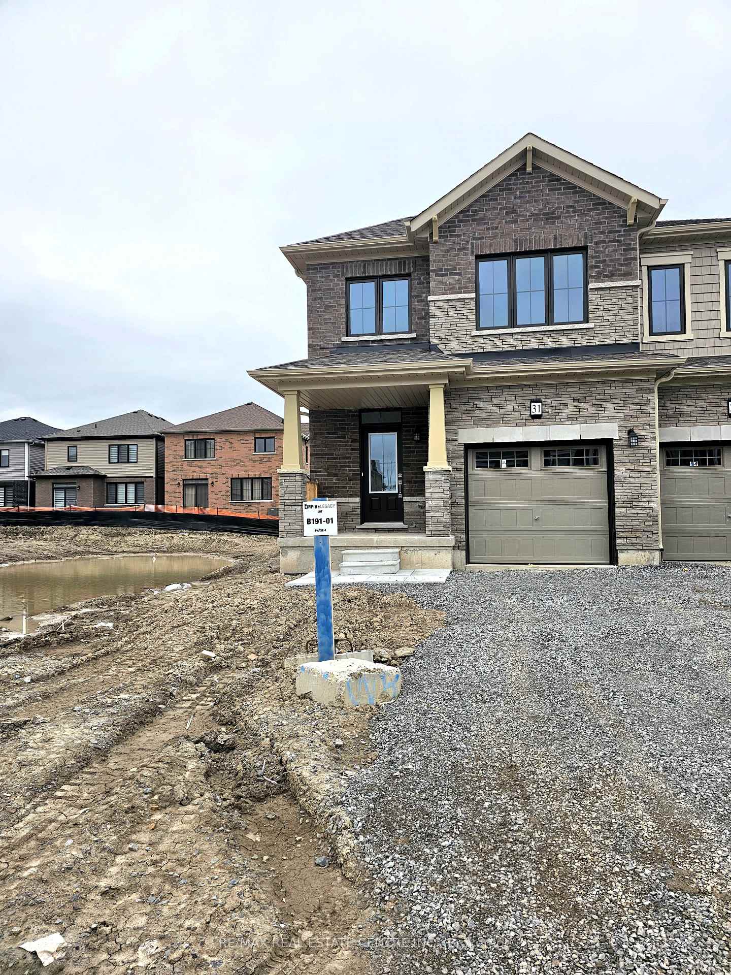 Photo 1 of 31 Lemon Avenue, Thorold, Hurricane/Merrittville — HOMEH