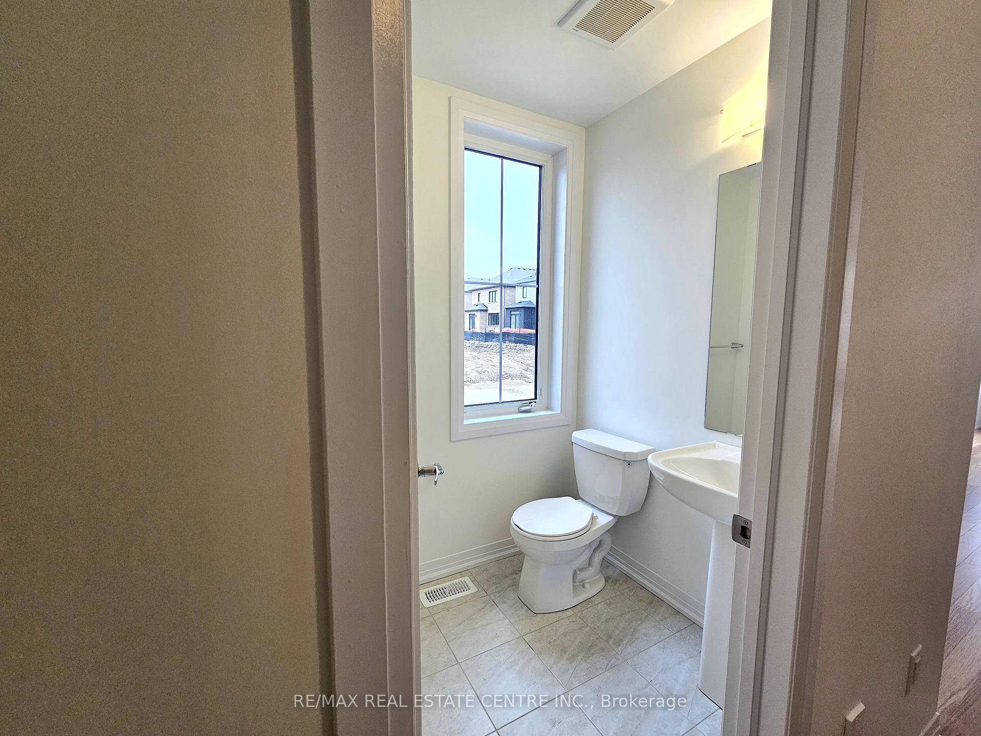 Photo 8 of 31 Lemon Avenue, Thorold, Hurricane/Merrittville — HOMEH