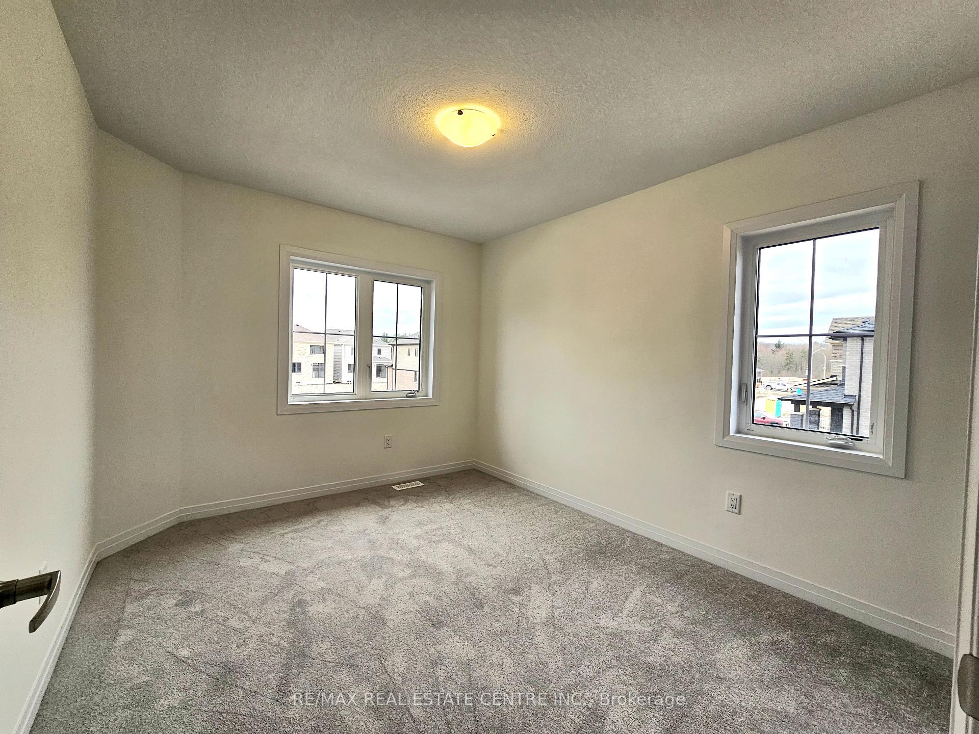 Photo 17 of 31 Lemon Avenue, Thorold, Hurricane/Merrittville — HOMEH