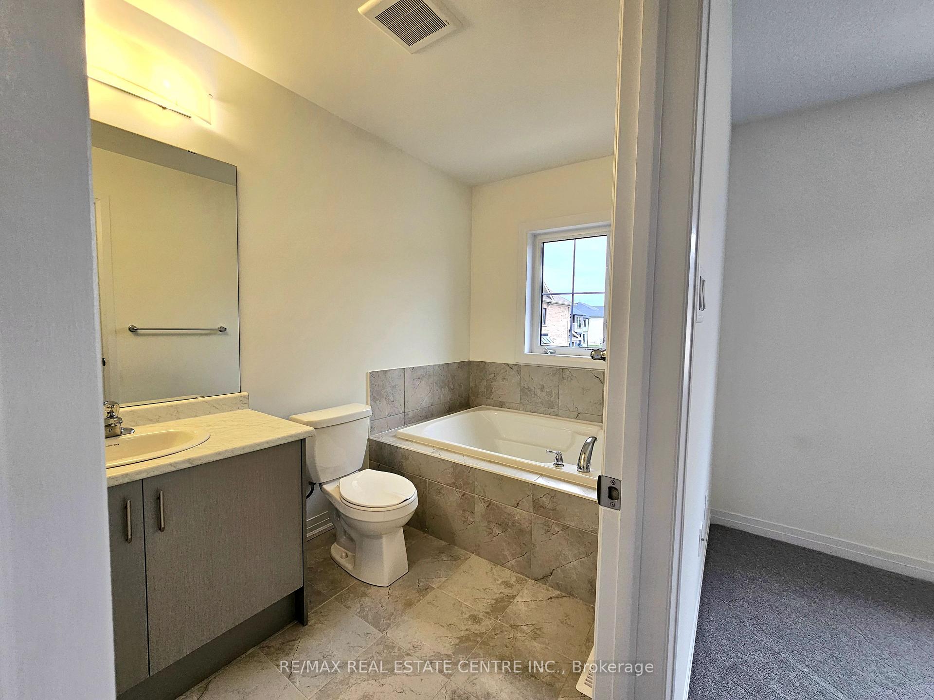 Photo 23 of 31 Lemon Avenue, Thorold, Hurricane/Merrittville — HOMEH