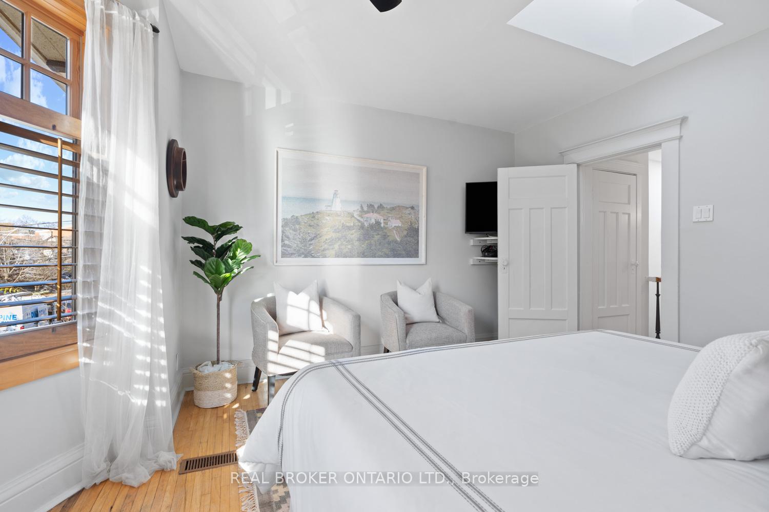 Photo 19 of 109 Glenmore Road, Toronto, Woodbine Corridor — HOMEH