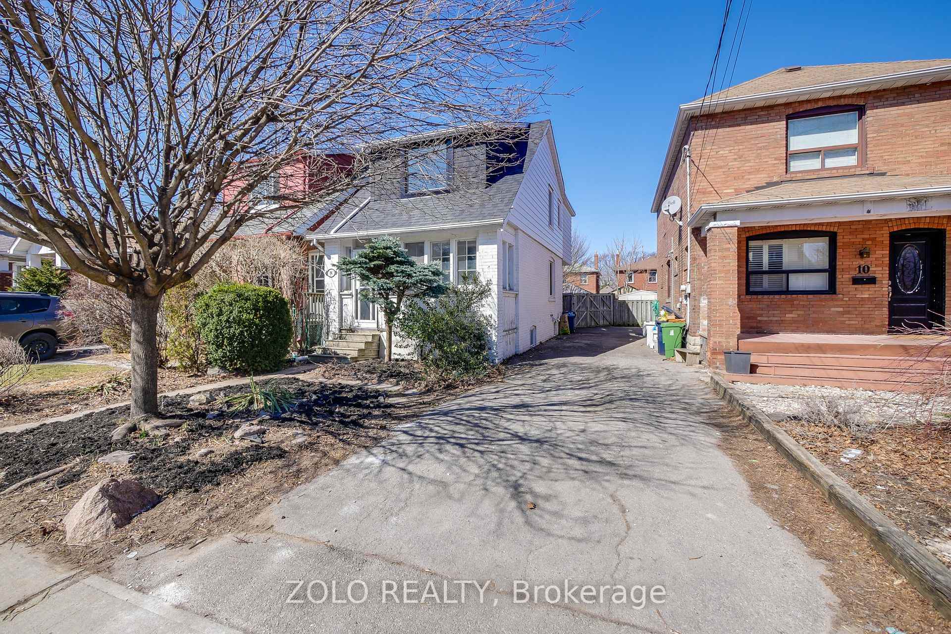 Photo 1 of 8 Crewe Avenue, Toronto, Woodbine-Lumsden — HOMEH