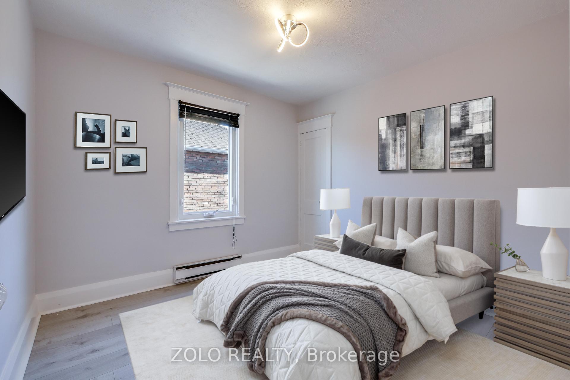 Photo 13 of 8 Crewe Avenue, Toronto, Woodbine-Lumsden — HOMEH