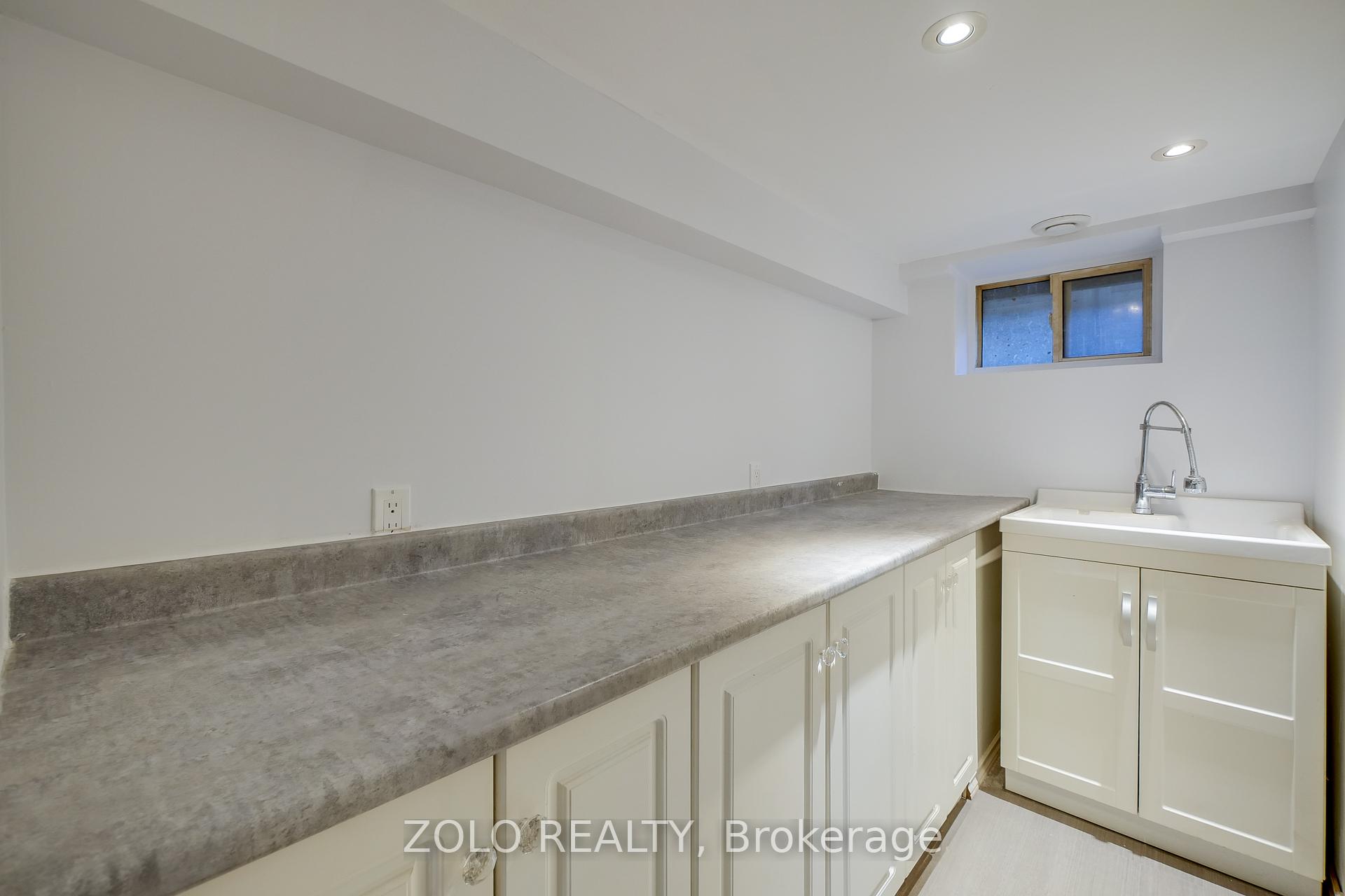 Photo 15 of 8 Crewe Avenue, Toronto, Woodbine-Lumsden — HOMEH