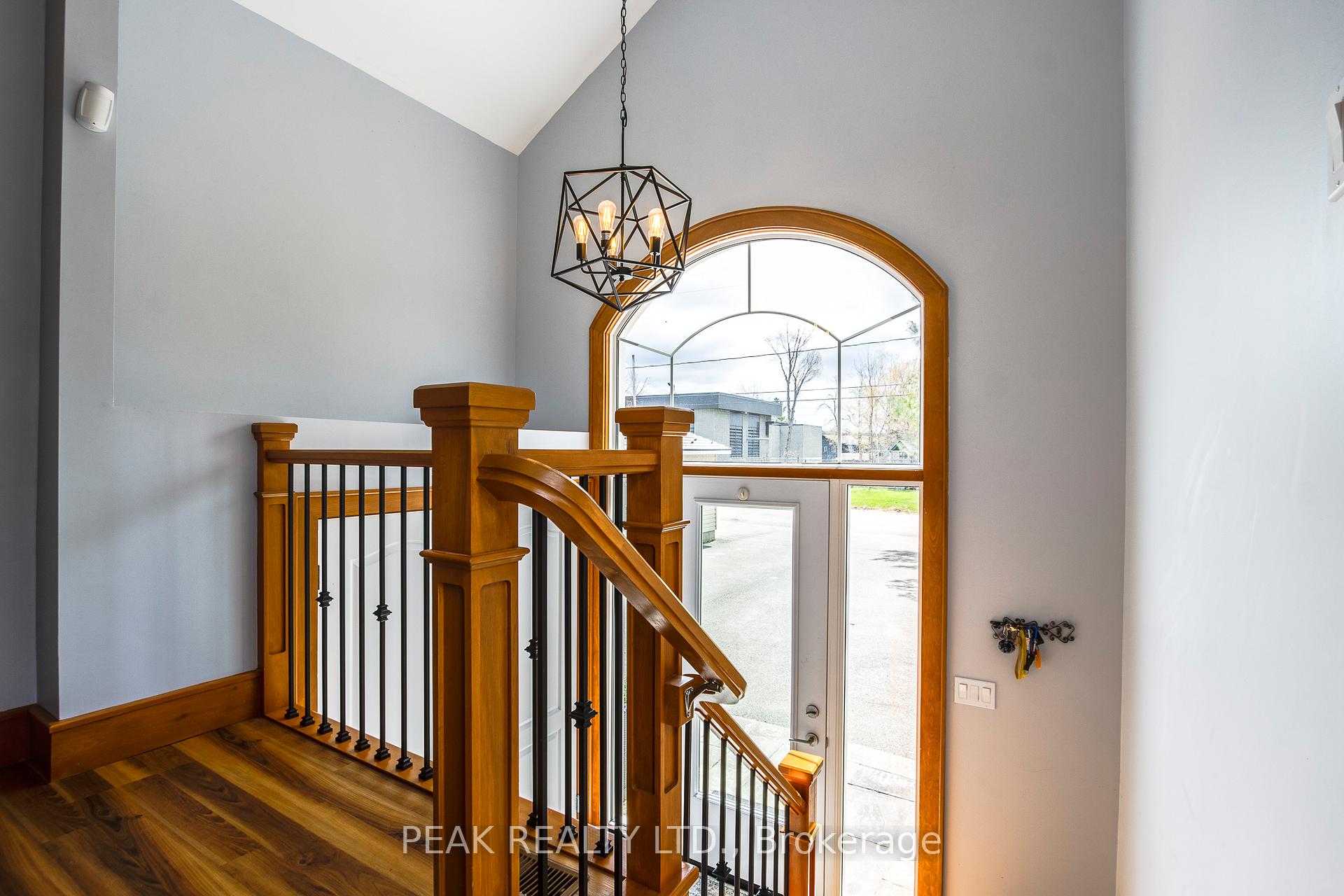 Photo 6 of 14 Lighthouse Crescent, Tay, Victoria Harbour — HOMEH
