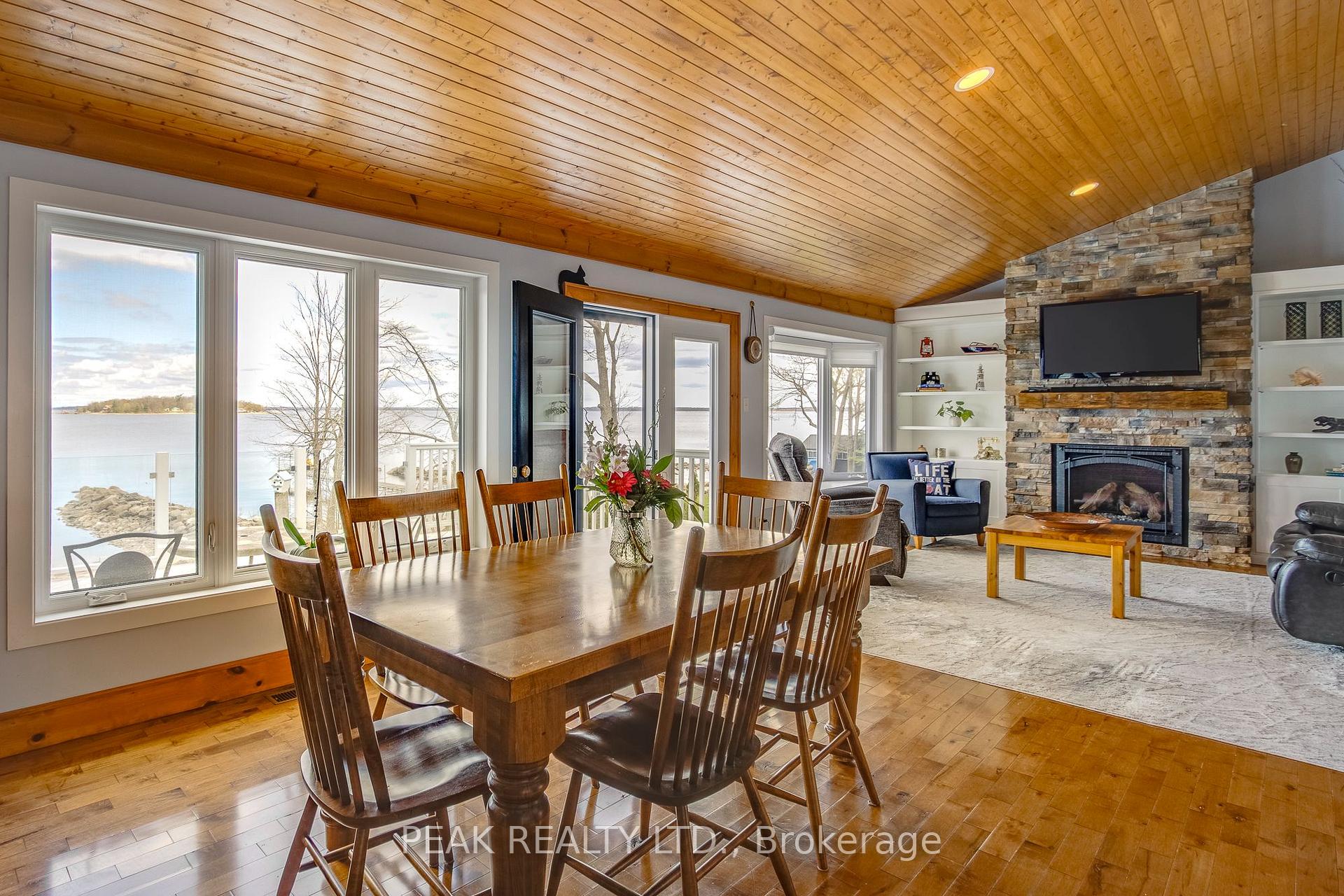 Photo 15 of 14 Lighthouse Crescent, Tay, Victoria Harbour — HOMEH