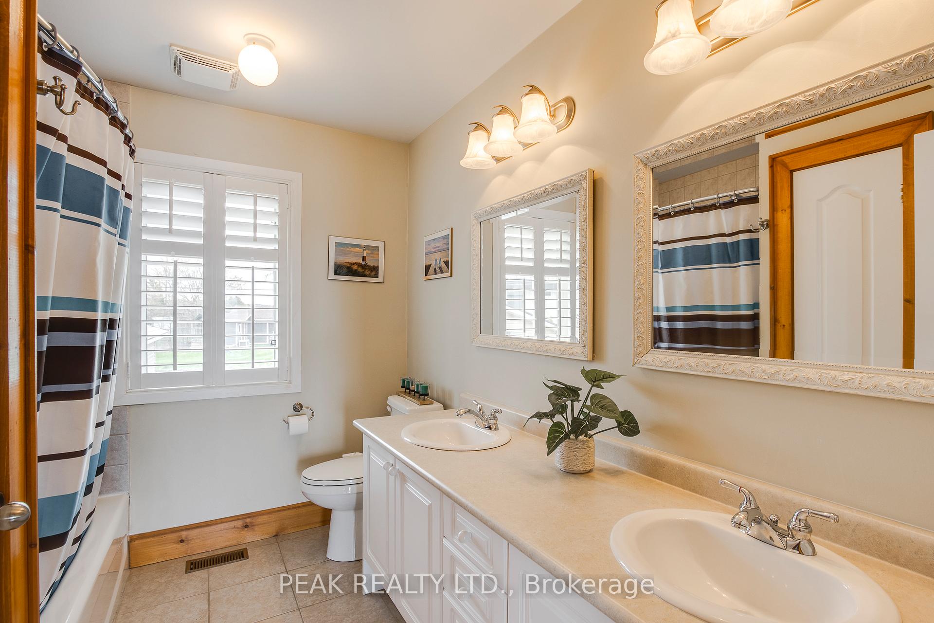 Photo 20 of 14 Lighthouse Crescent, Tay, Victoria Harbour — HOMEH