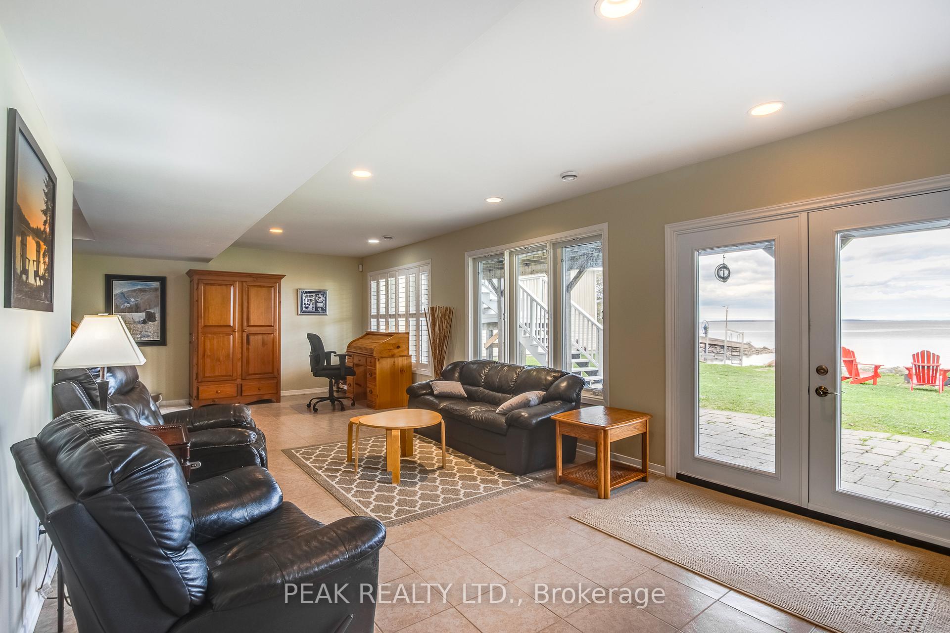 Photo 25 of 14 Lighthouse Crescent, Tay, Victoria Harbour — HOMEH