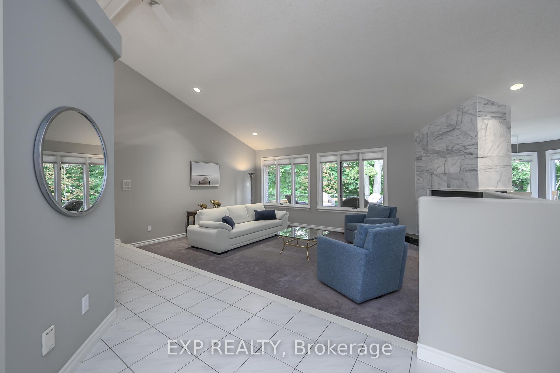 Photo 16 of 27 Calvert Place, Thames Centre, Dorchester — HOMEH