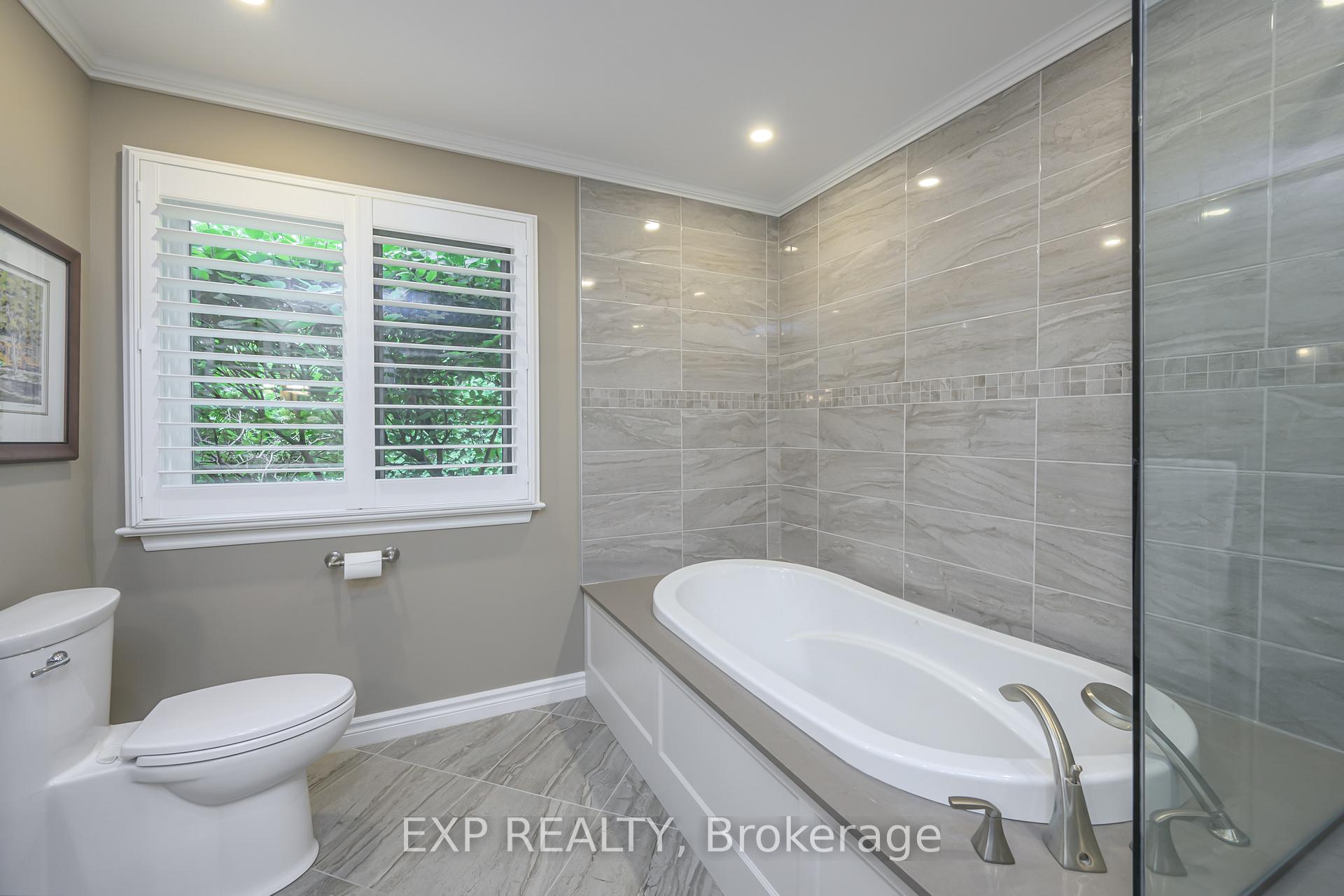Photo 24 of 27 Calvert Place, Thames Centre, Dorchester — HOMEH