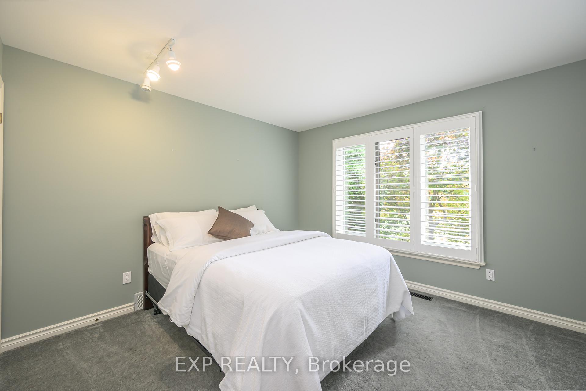 Photo 27 of 27 Calvert Place, Thames Centre, Dorchester — HOMEH