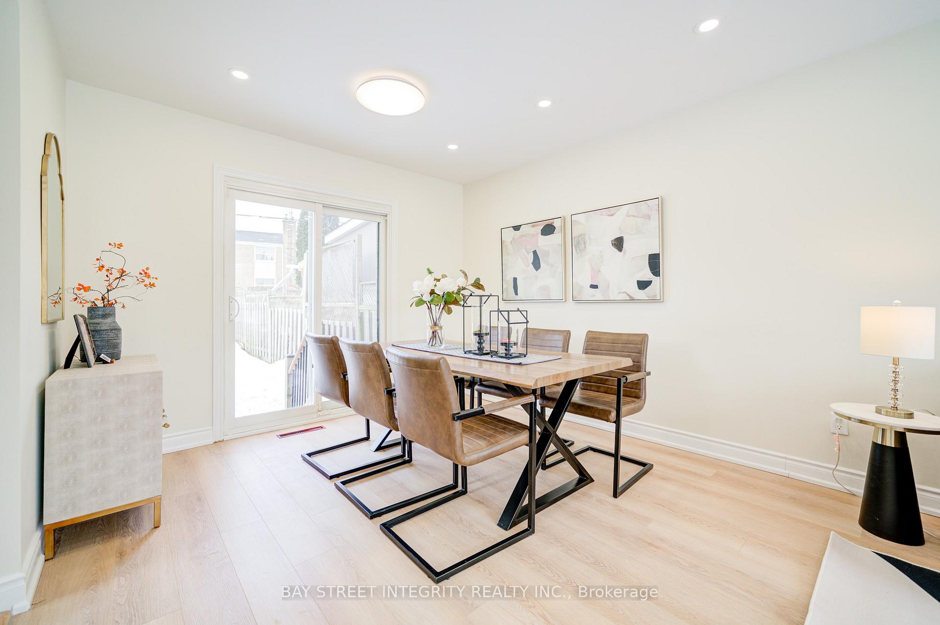 Photo 10 of 36 Ashwick Drive, Scarborough, Ionview — HOMEH