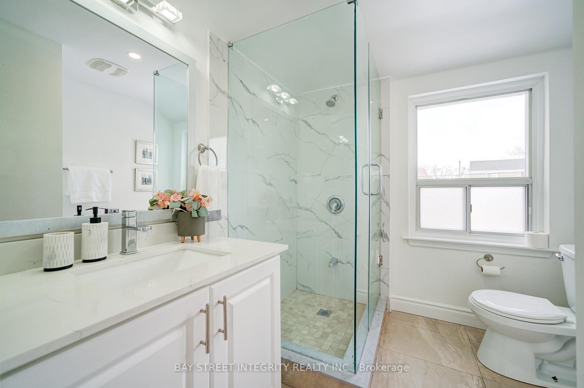 Photo 19 of 36 Ashwick Drive, Scarborough, Ionview — HOMEH