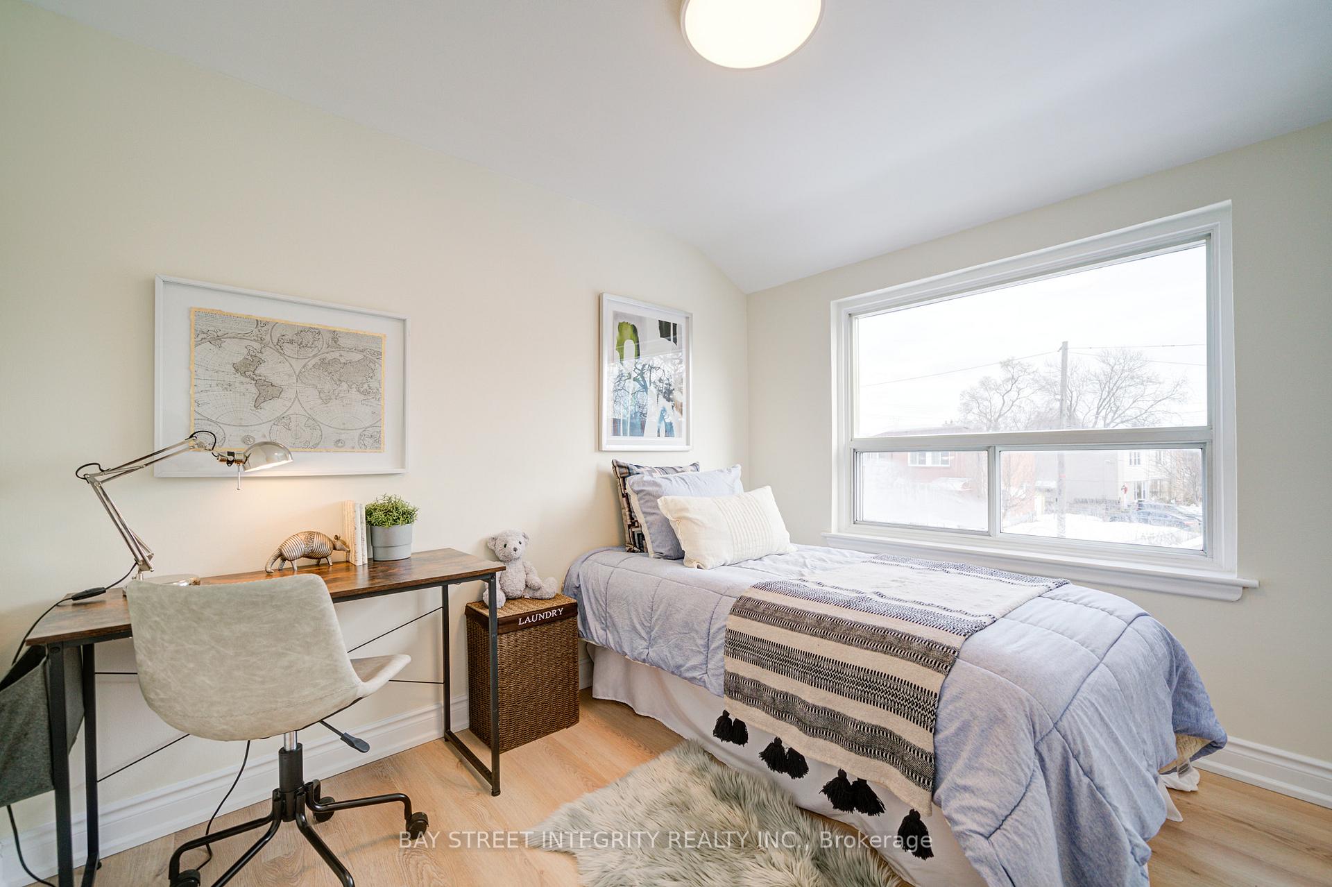 Photo 20 of 36 Ashwick Drive, Scarborough, Ionview — HOMEH