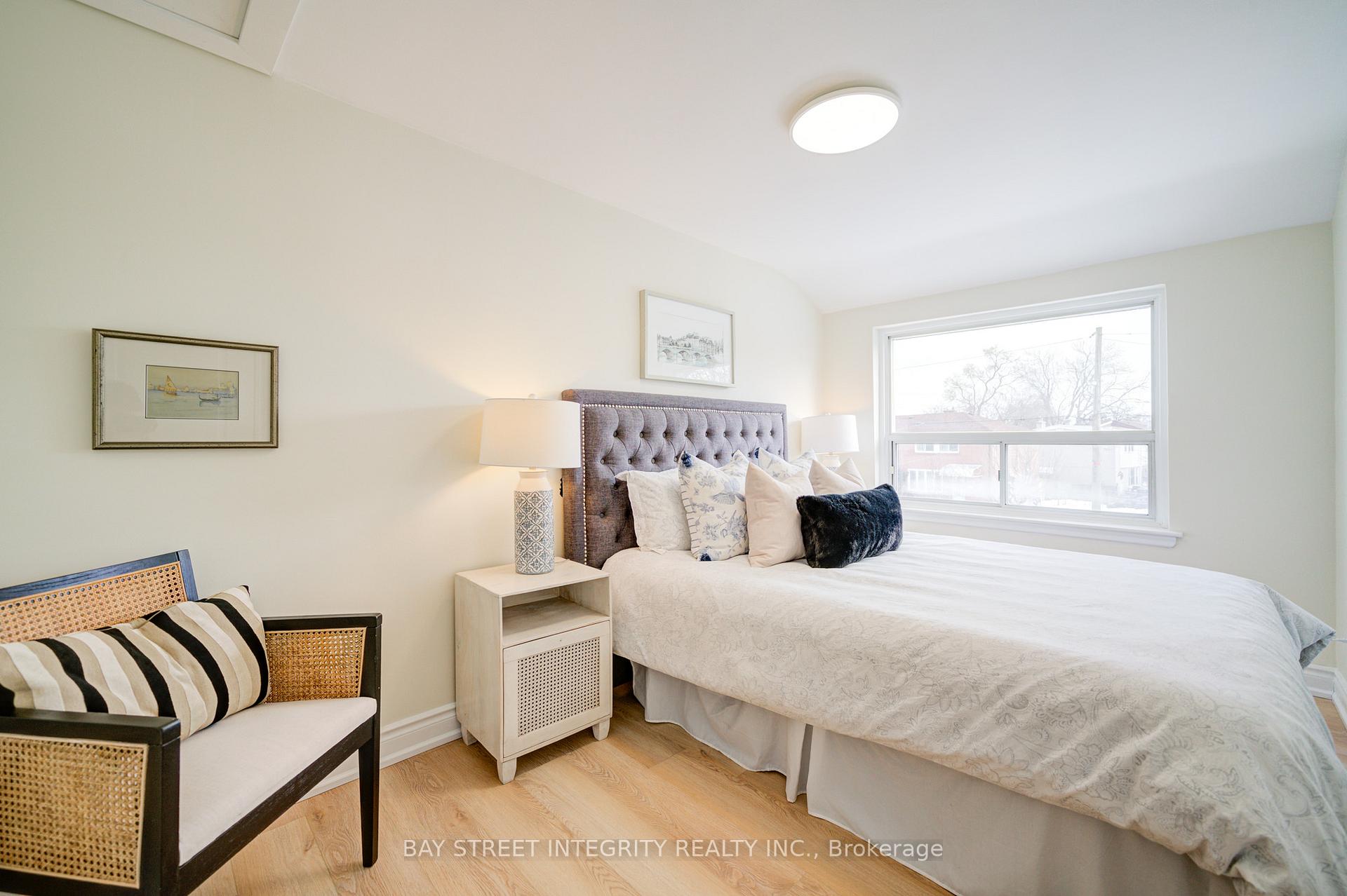 Photo 25 of 36 Ashwick Drive, Scarborough, Ionview — HOMEH