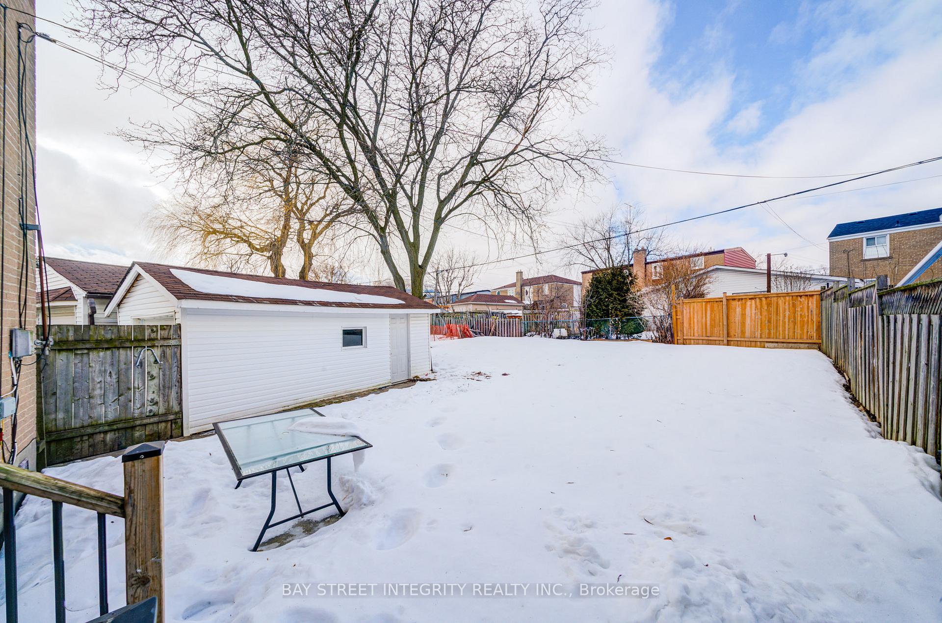 Photo 33 of 36 Ashwick Drive, Scarborough, Ionview — HOMEH