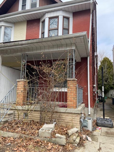 Front of 74 Frizzell Avenue