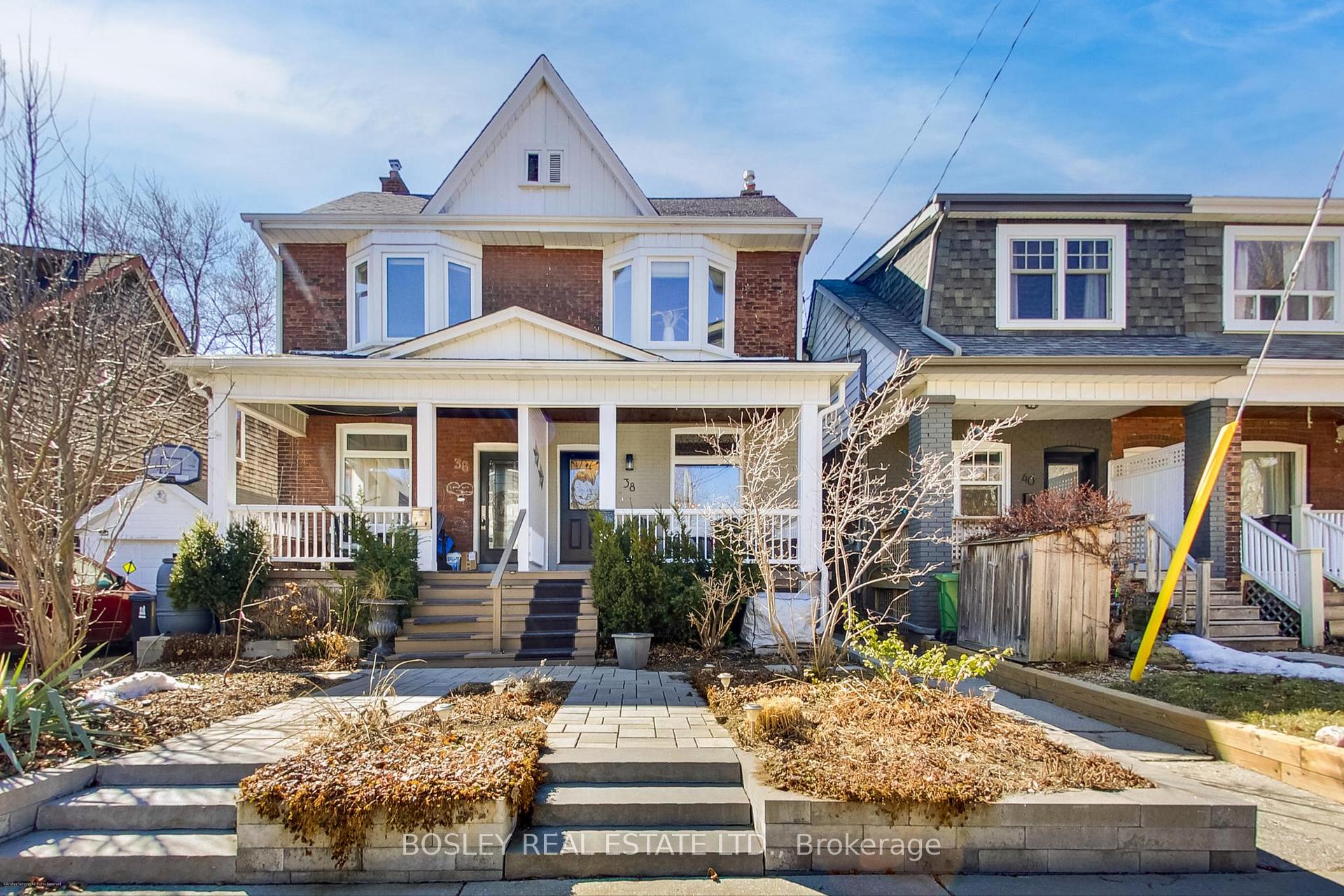 Front of 38 Earl Grey Road