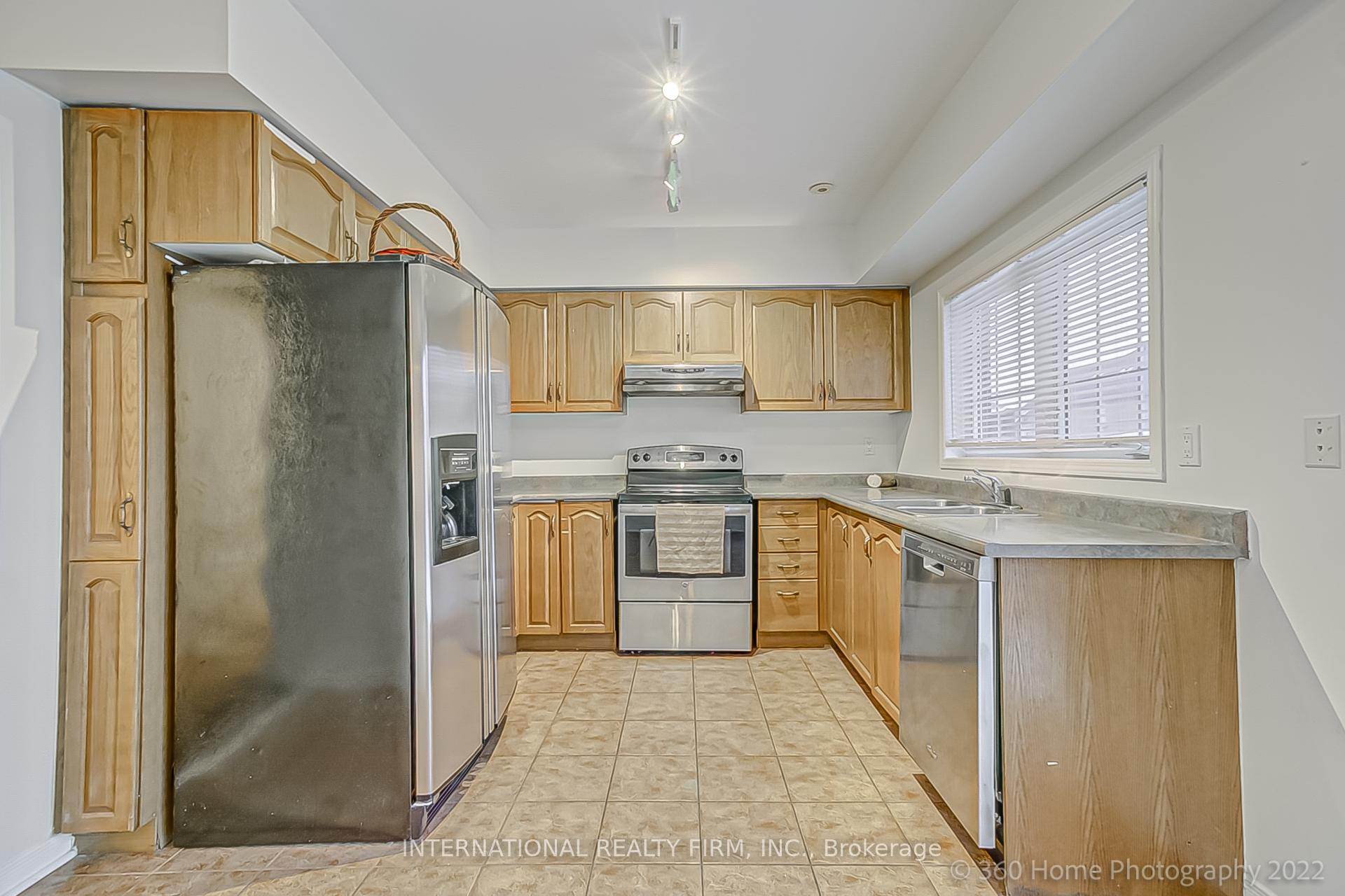 Photo 19 of 71 Blair Street, Toronto, O'Connor-Parkview — HOMEH