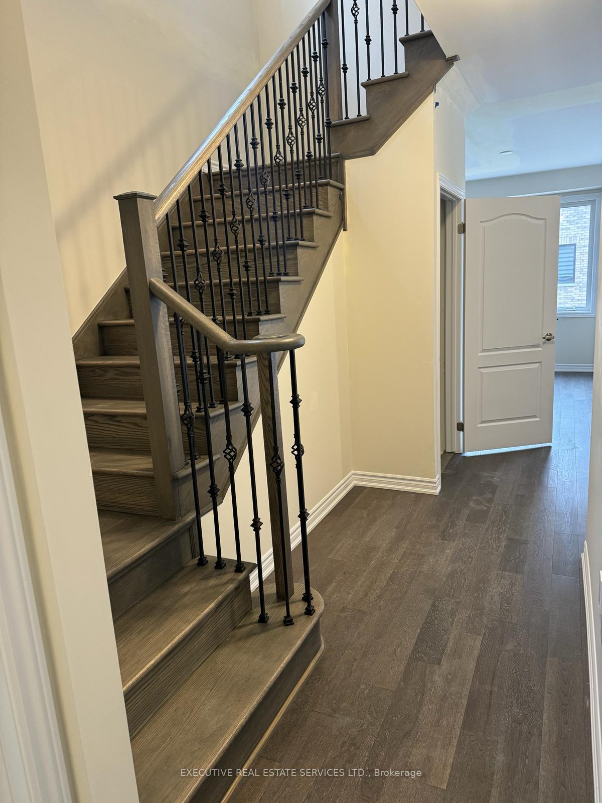 Photo 6 of 40 Concord Drive, Thorold, Rolling Meadows — HOMEH