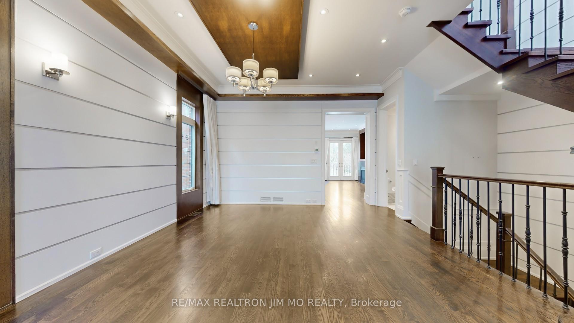Photo 14 of 416 Elm Road, Toronto, Bedford Park-Nortown — HOMEH