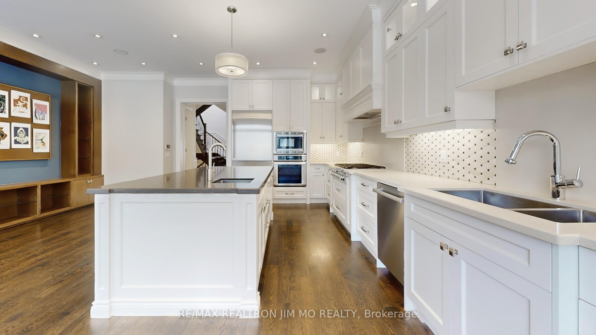 Photo 16 of 416 Elm Road, Toronto, Bedford Park-Nortown — HOMEH