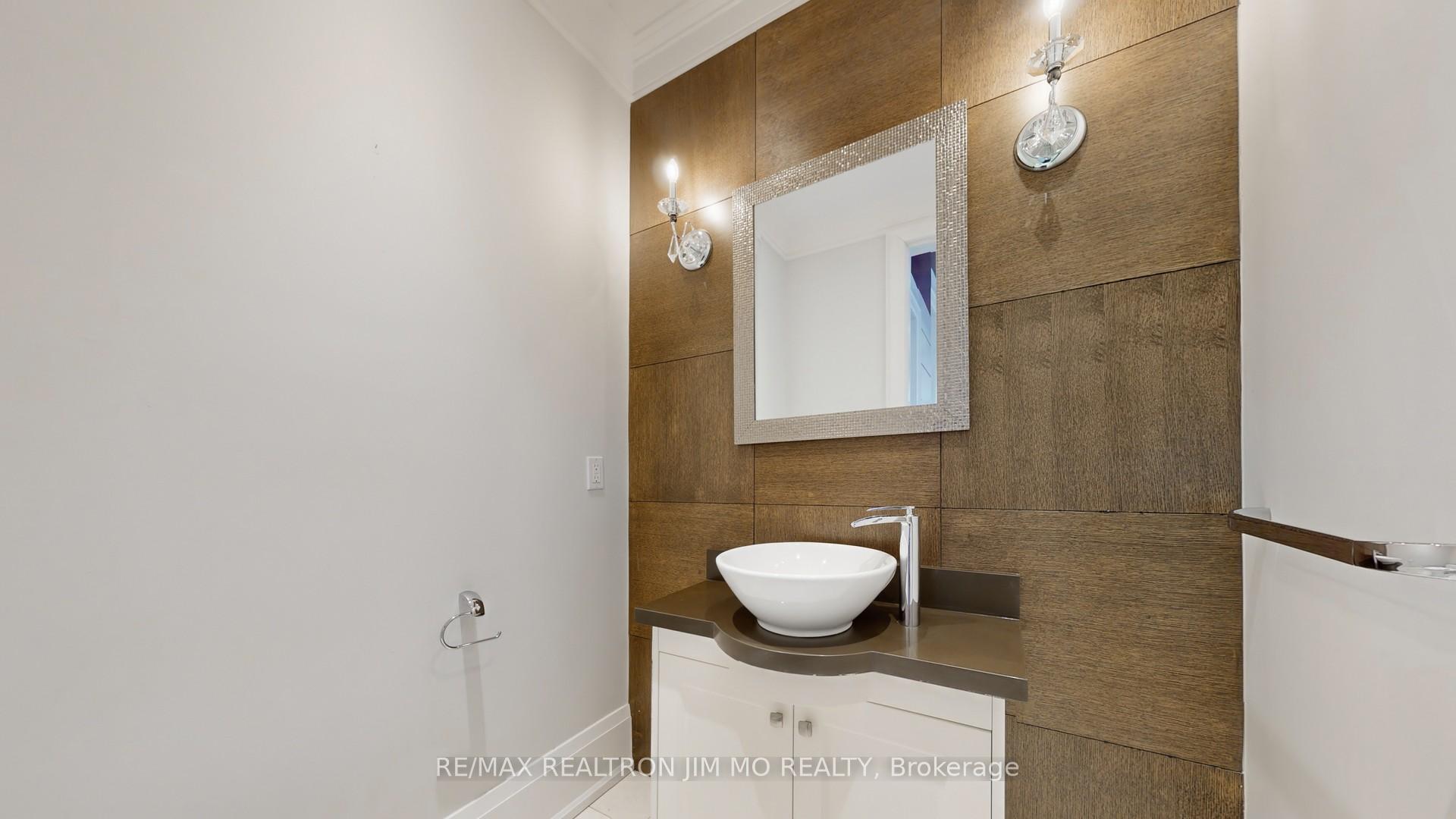 Photo 12 of 416 Elm Road, Toronto, Bedford Park-Nortown — HOMEH