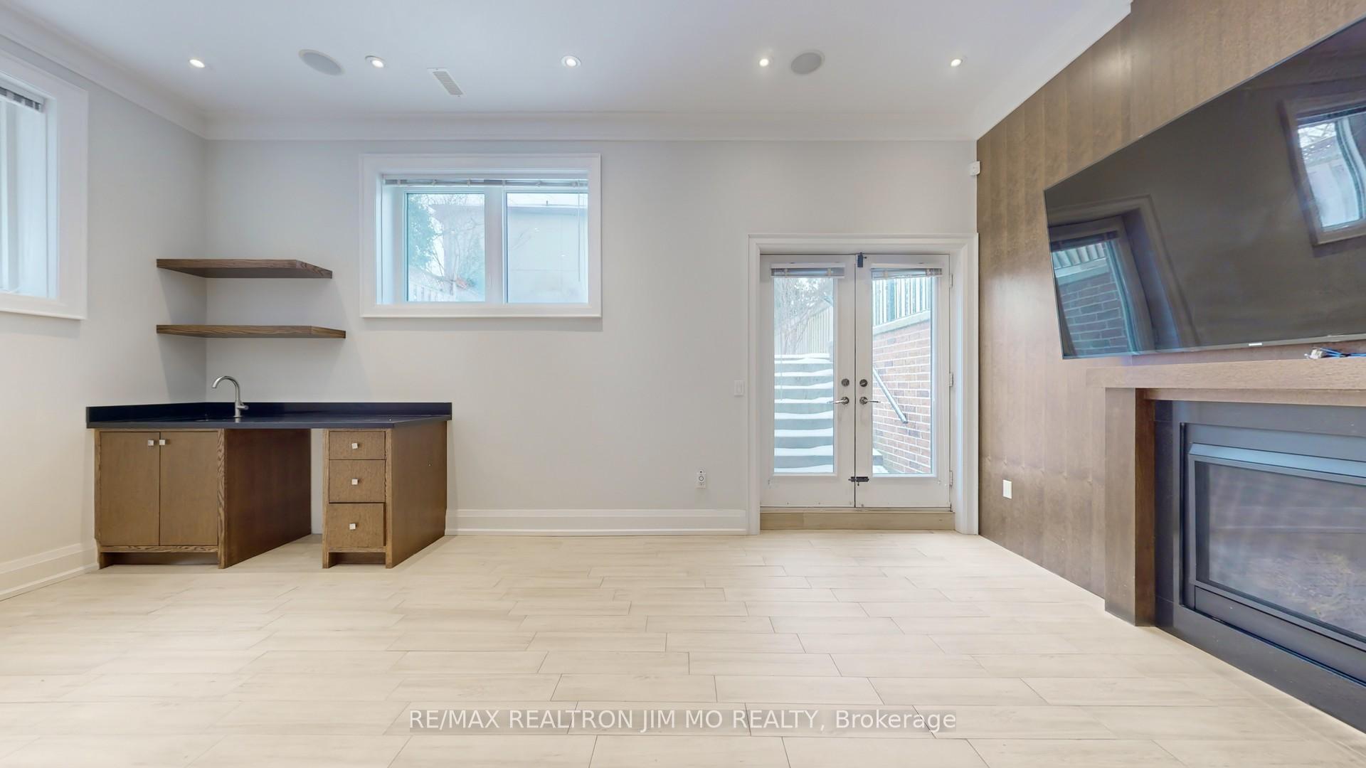 Photo 21 of 416 Elm Road, Toronto, Bedford Park-Nortown — HOMEH