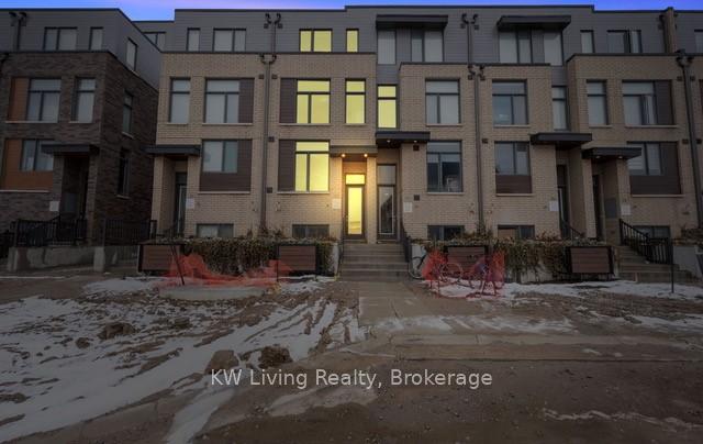 Photo 2 of 52 Hooyo Terrace, Toronto, Englemount-Lawrence — HOMEH