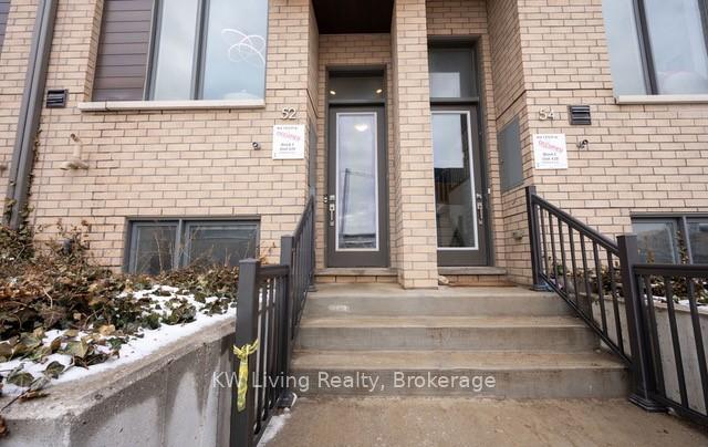 Photo 3 of 52 Hooyo Terrace, Toronto, Englemount-Lawrence — HOMEH