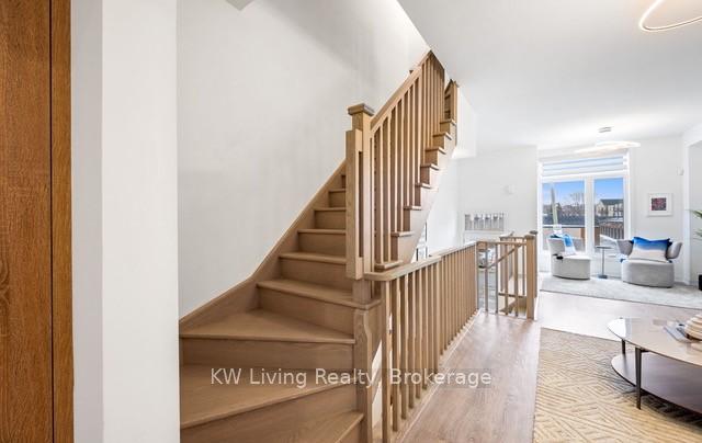 Photo 15 of 52 Hooyo Terrace, Toronto, Englemount-Lawrence — HOMEH