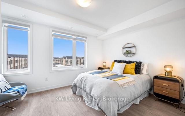 Photo 28 of 52 Hooyo Terrace, Toronto, Englemount-Lawrence — HOMEH