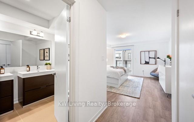 Photo 31 of 52 Hooyo Terrace, Toronto, Englemount-Lawrence — HOMEH