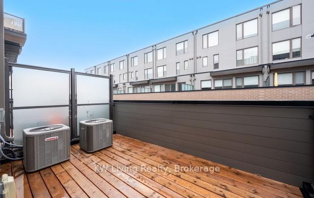 Photo 40 of 52 Hooyo Terrace, Toronto, Englemount-Lawrence — HOMEH